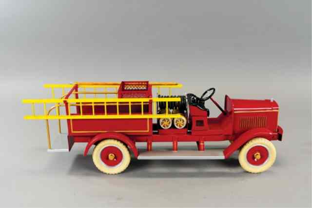 Appraisal: KINGSBURY CHEMICAL FIRE TRUCK C equipped with chemical tanks and