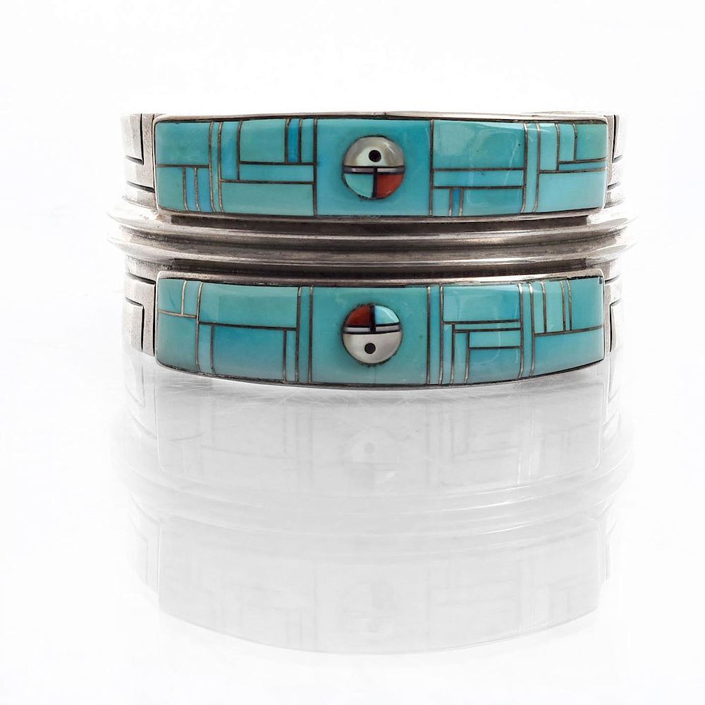 Appraisal: ZUNI NATIVE AMERICAN SILVER TURQUOISE BRACELET Inlaid turquoise mother of