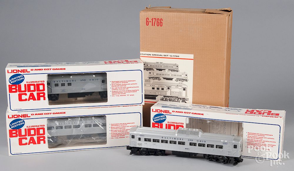 Appraisal: Three Lionel Service Station Special Budd cars Three Lionel Service