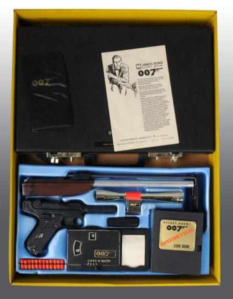 Appraisal: James Bond Boxed Attached Case Description Made by Multiple Products