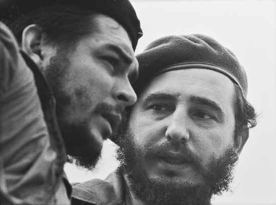 Appraisal: Roberto Salas b Che Guevara and Fidel Castro in Revolution