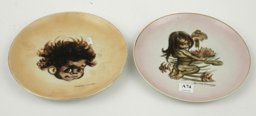 Appraisal: BROWNIE DOWNING New South Wales circa Two porcelain plates each