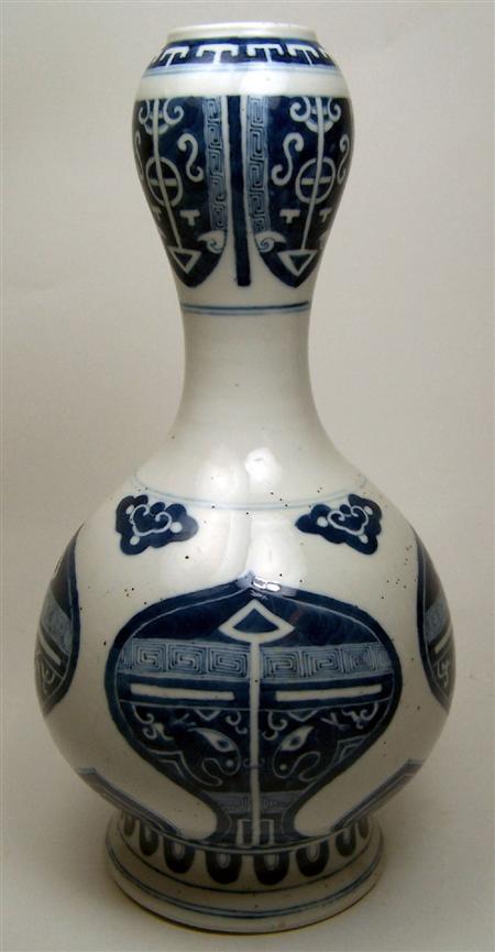 Appraisal: CHINESE BLUE PAINTED DOUBLE GOURD VASE TH CENTURY decorated with