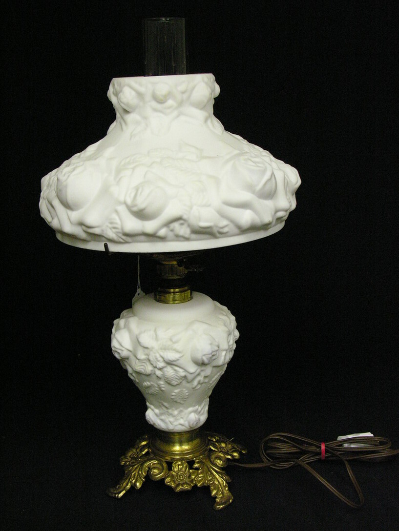 Appraisal: CASED GLASS LAMP PROBABLY FENTON Base marked F B Size