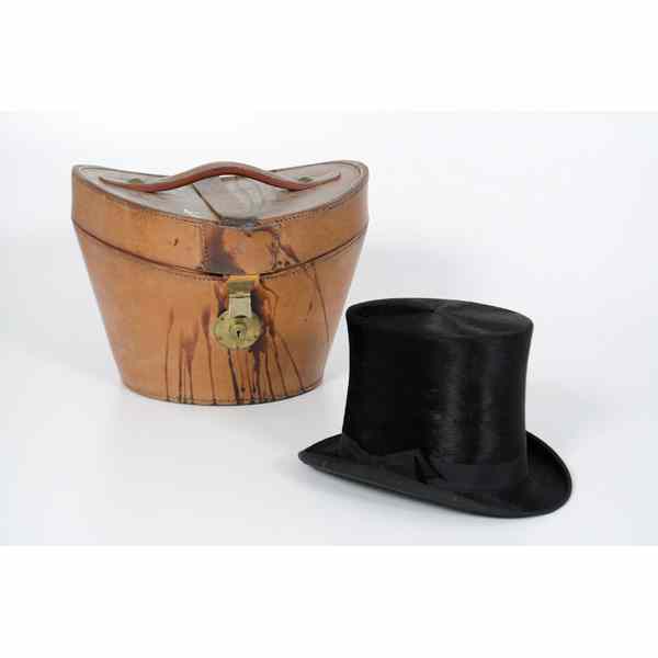 Appraisal: Dunlap Men's Tophat Early th century a gentlemen's crushed velvet