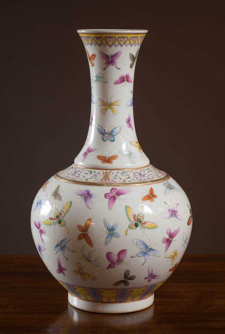 Appraisal: CHINESE FAMILLE ROSE PORCELAIN VASE bottle form with finely enameled