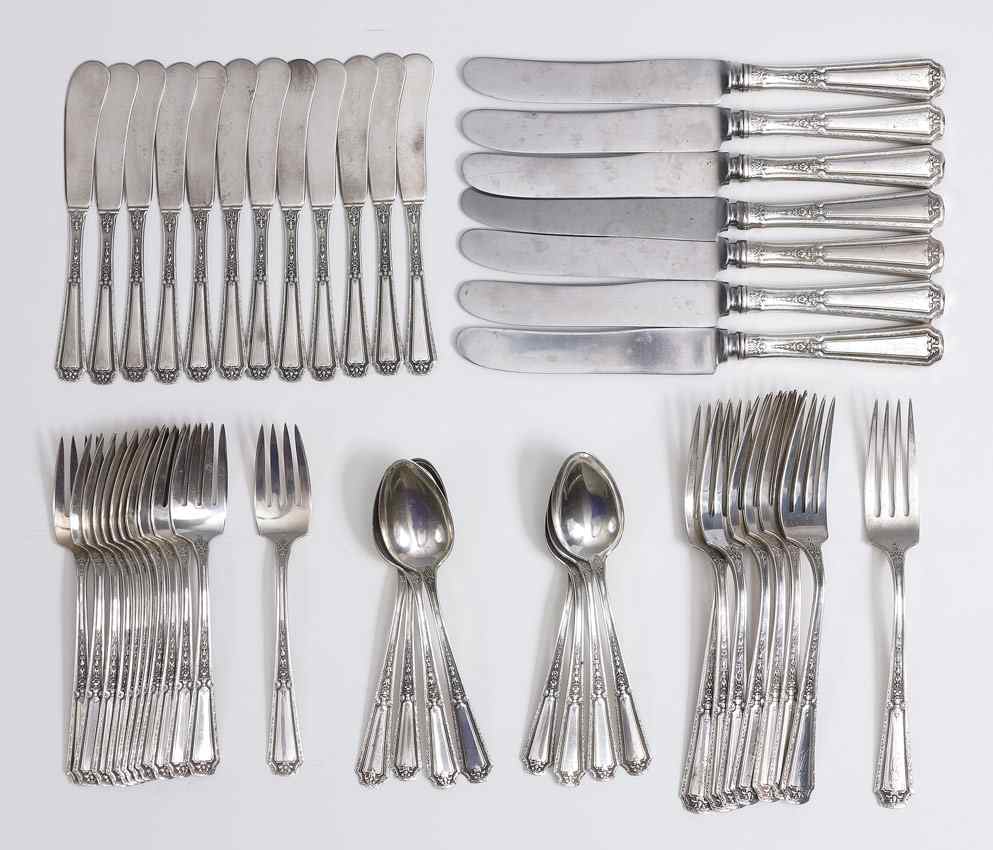 Appraisal: TOWLE LOUIS XIV STERLING FLATWARE Approx pieces in the Louis