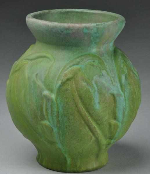 Appraisal: Roseville Early Velmoss Arts Crafts Vase Description With sweeping leaves