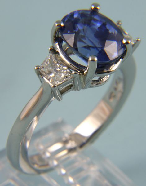 Appraisal: Extra fine natural unheated sapphire diamond and platinum ring ct