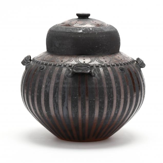 Appraisal: DONNA CRAVEN SEAGROVE NC LIDDED JAR Wood fired salt glazed