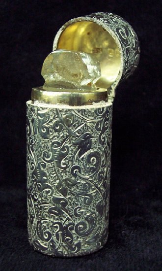 Appraisal: A scent bottle case engraved by Samuel Mordon for Rodriguez