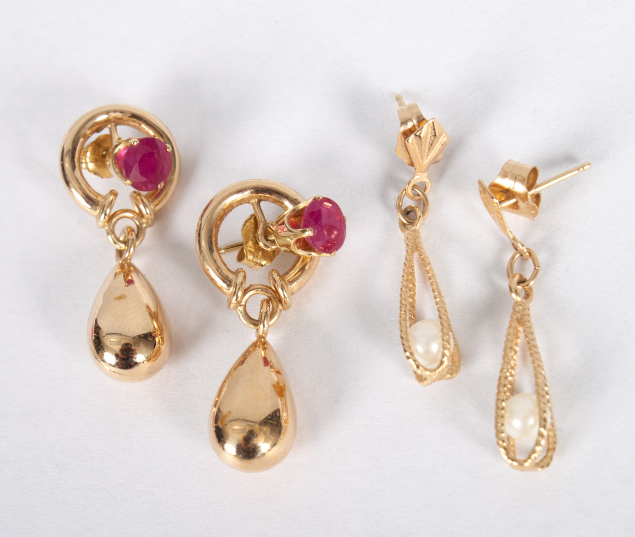 Appraisal: Two pairs of gold earrings comprising a pair of K