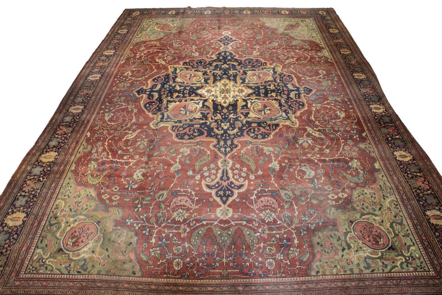 Appraisal: TH C PERSIAN FARAHAN RUG '- X '- Large central