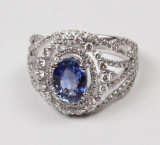 Appraisal: K DIAMOND AND BLUE SAPPHIRE LADIES RING K WHITE GOLD