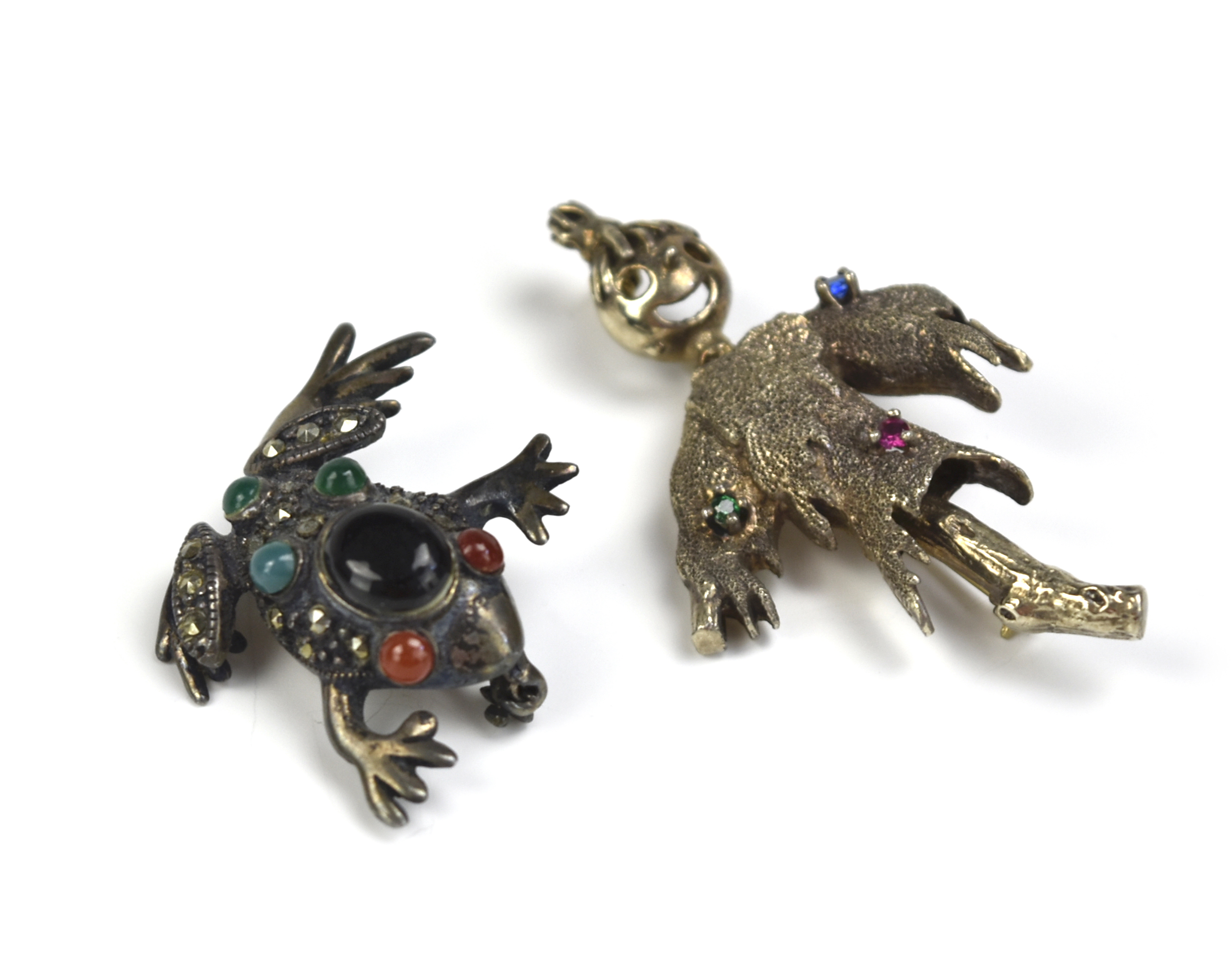 Appraisal: Two Silver Brooches with jewel stones a frog and a