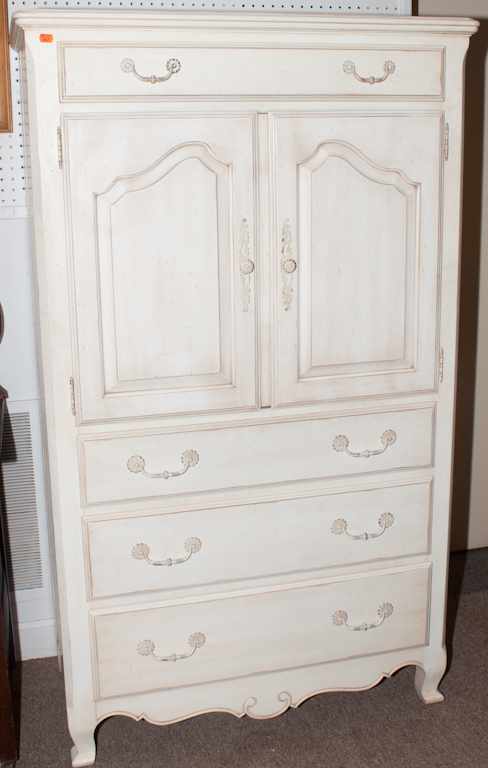 Appraisal: Georgian style painted wood entertainment center Ethan Allen Estimate -