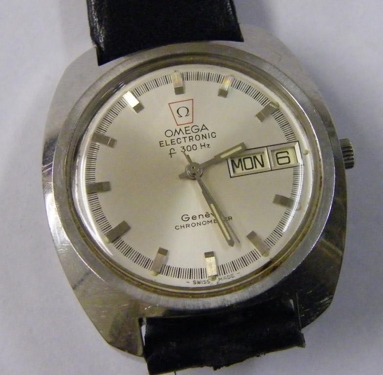 Appraisal: Omega Electronic f Hz Chronometer stainless steel gentleman's wristwatch the