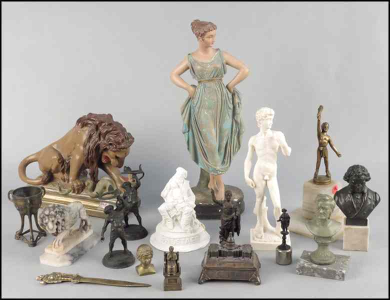 Appraisal: COLLECTION OF VARIOUS DECORATIVE TABLE ITEMS Including a variety of