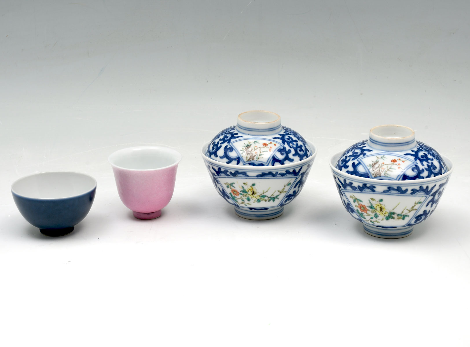 Appraisal: PC CHINESE PORCELAIN TEACUP BOWL COLLECTION Comprising - covered rice