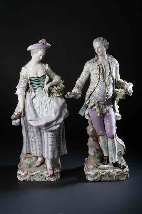 Appraisal: PAIR MEISSEN PORCELAIN FIGURES OF GALLANTS late th-early th century