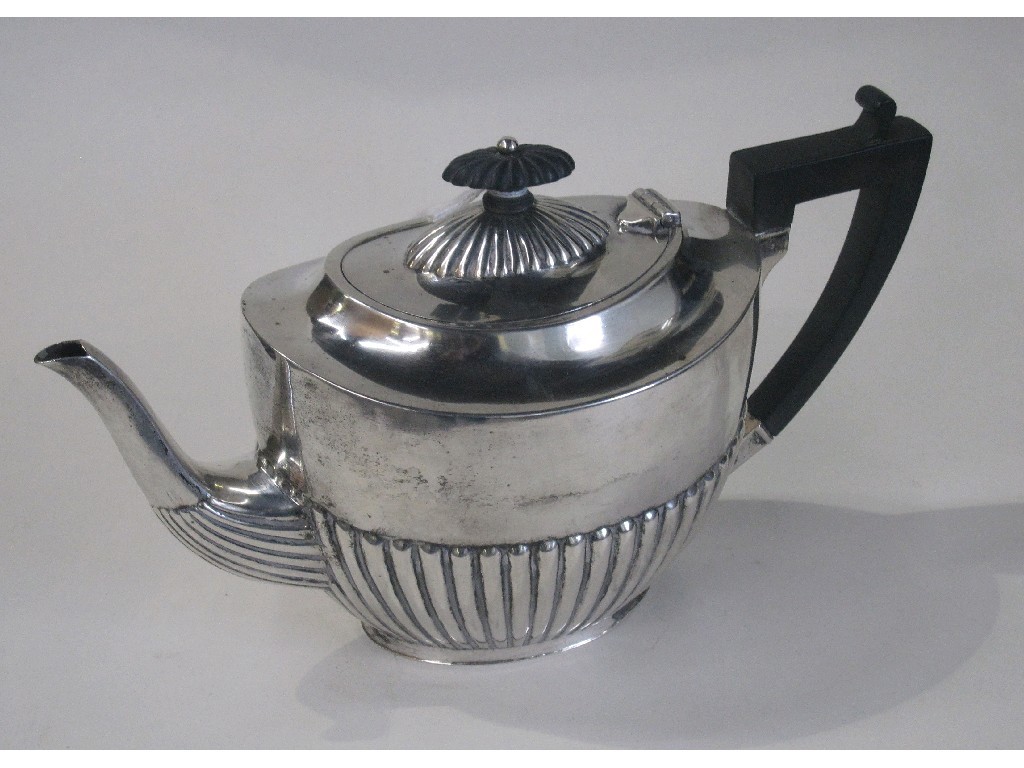 Appraisal: Silver teapot oz Sheffield