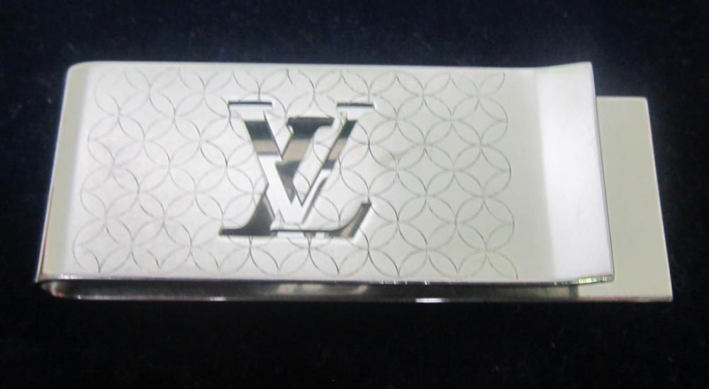 Appraisal: A LOUIS VUITTON MONEY CLIP IN STERLING SILVER A LOUIS