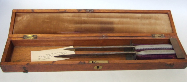 Appraisal: A surgeons amputation knife stamped 'Weiss Son' and another stamped