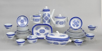 Appraisal: A Collection of Spodes Fitzhugh China The lot ca 's