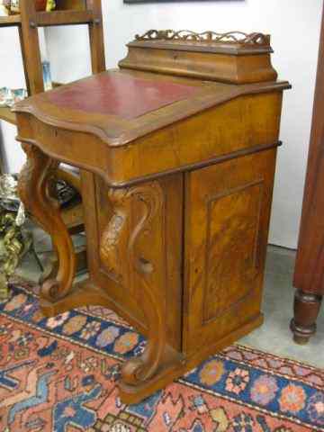 Appraisal: Victorian Davenport Desk lift-up writing desk birdseye maple interior side