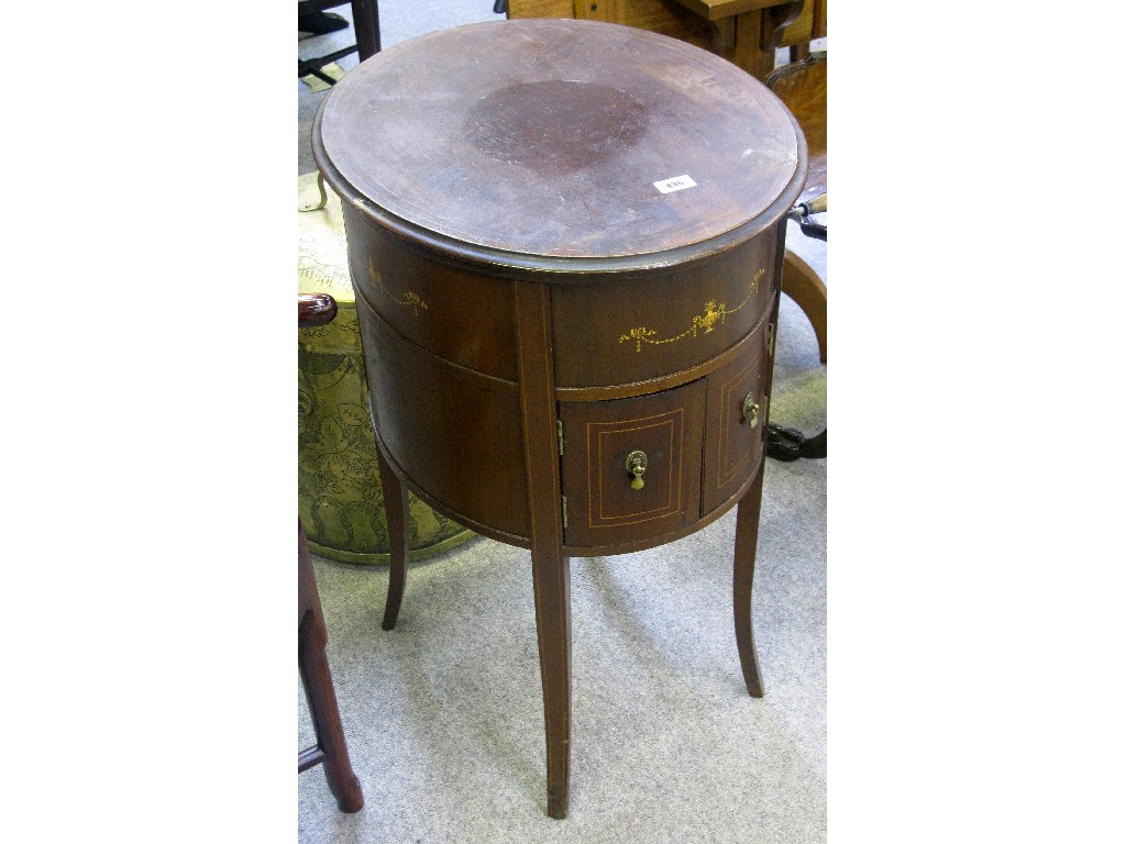 Appraisal: Edwardian wind-up gramophone in oval and inlaid cabinet