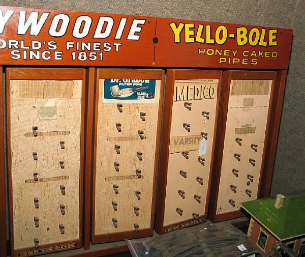 Appraisal: Kaywoodie Pipe Advertisement Display A point-of-purchase double-sided display piece for