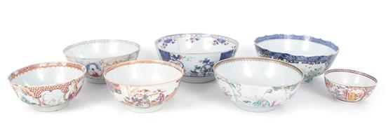 Appraisal: Chinese famille rose porcelain bowls th th century various floral