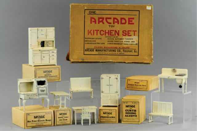 Appraisal: ARCADE BOXED KITCHEN SET Several appliances include Hot Point electric