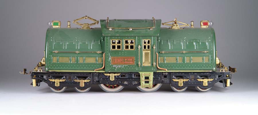 Appraisal: LIONEL STANDARD GAUGE E BILD-A-LOCO on sides of the engine