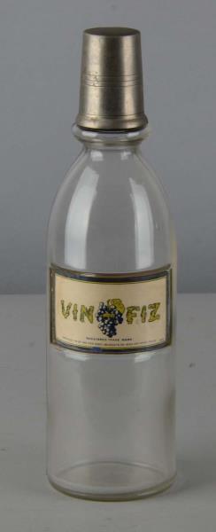 Appraisal: Vin Fizz Soda Glass Bottle Clear bottle with label under