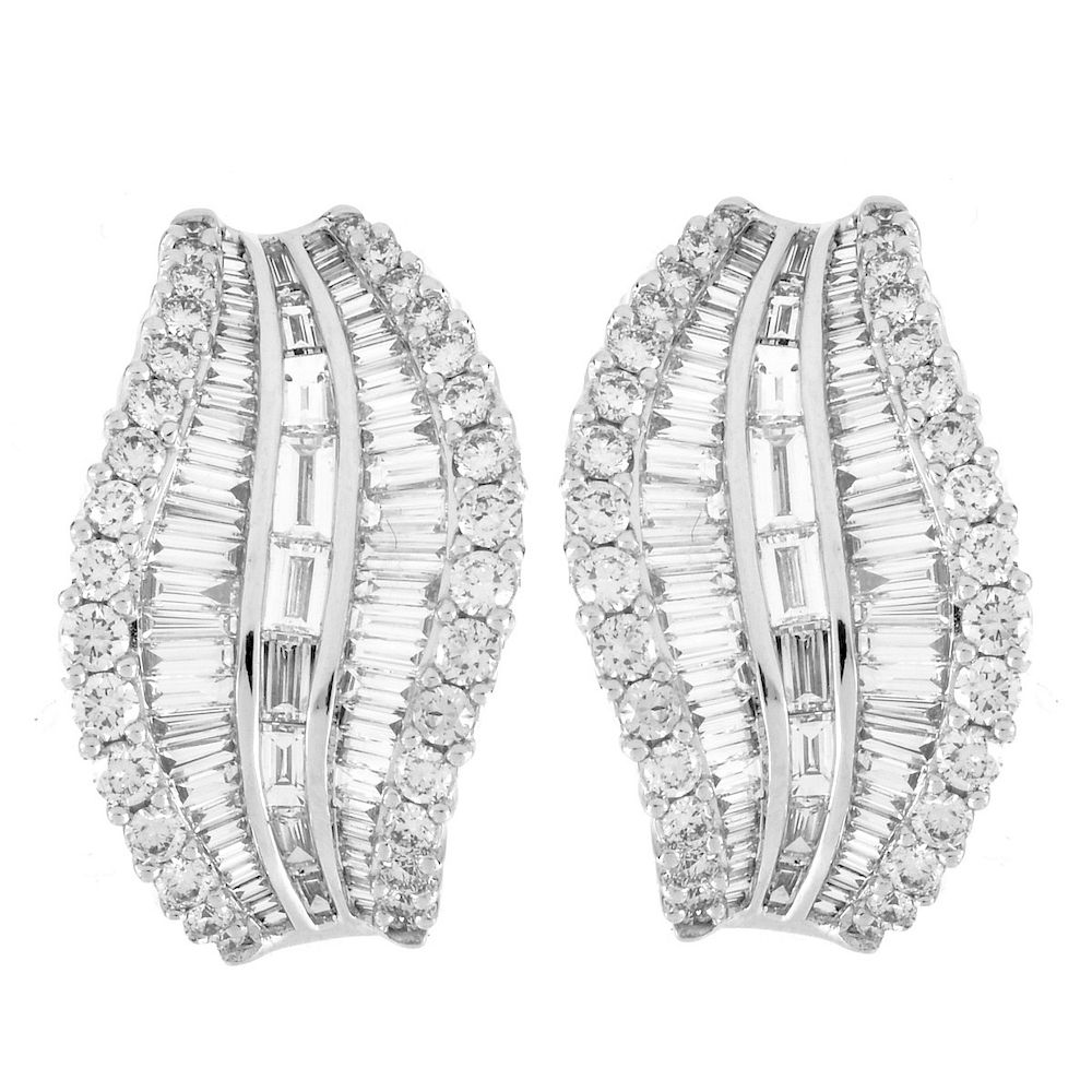 Appraisal: Diamond and K Gold Earrings Approx Carat TW Baguette and