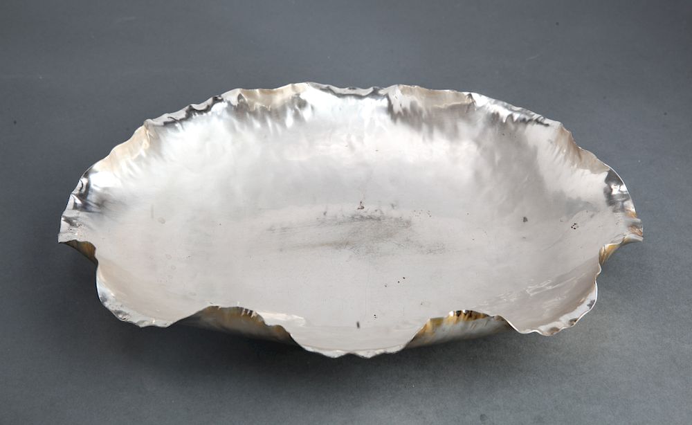 Appraisal: Continental Silver Scalloped Oval Serving Dish Continental silver scalloped oval