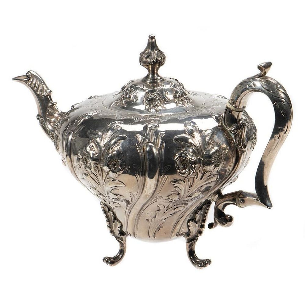 Appraisal: Hallmarked English Sterling Silver Teapot Hallmarked English Sterling Silver Teapot