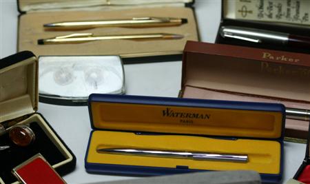 Appraisal: A collection of various cased pens by Parker pairs and