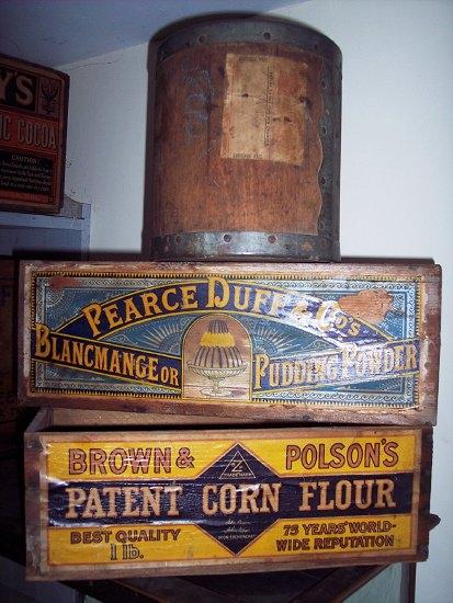 Appraisal: A Pearce Duff Co Pudding Powder box another for Brown