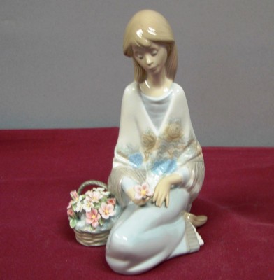 Appraisal: LLADRO - Flower Song L Society - Limited Edition -