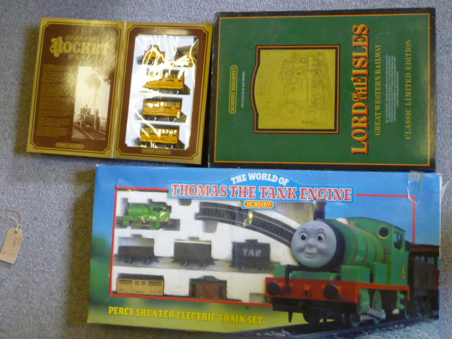 Appraisal: Hornby Railways Stephenson's Rocket train set with three coaches Limited