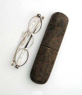 Appraisal: A pair of William IV spectacles with folding arms by