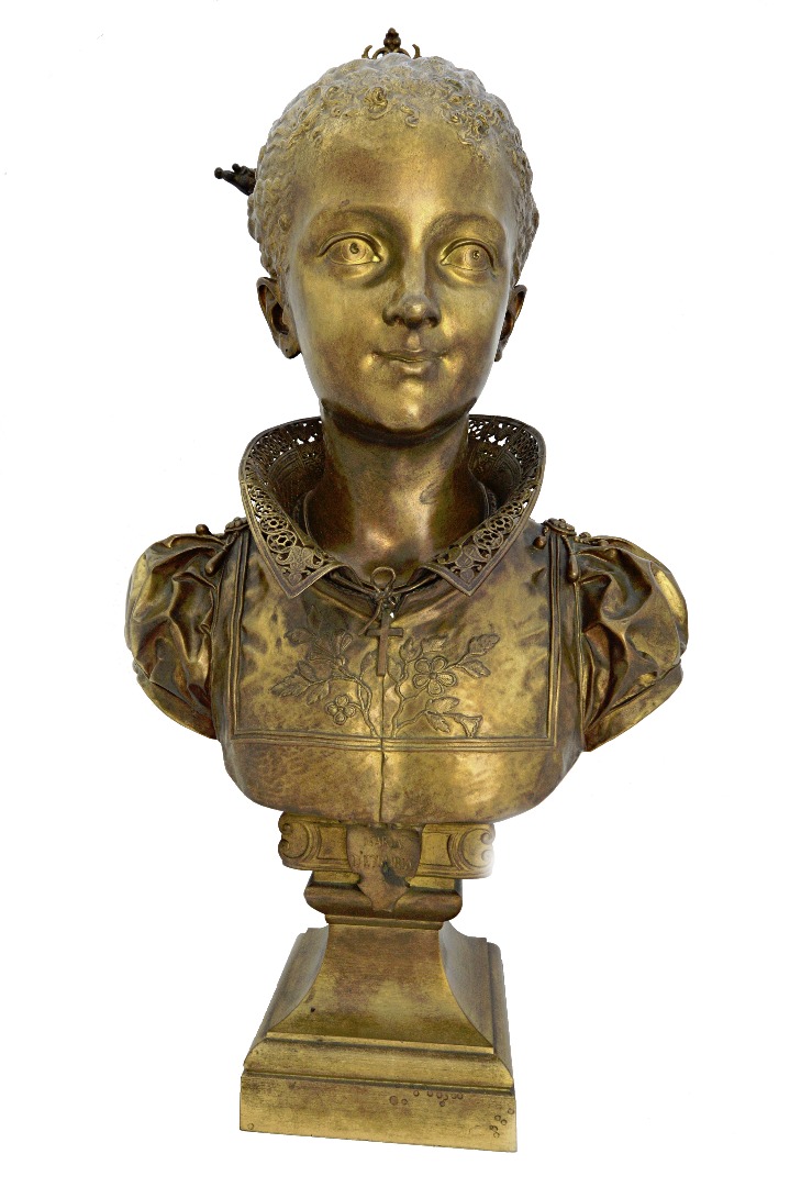 Appraisal: A French bronze bust depicting 'Maria Detruria' th century with