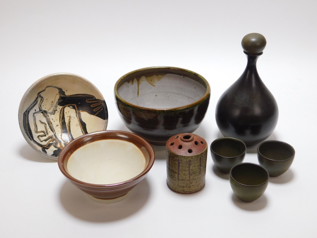 Appraisal: PC AMERICAN JAPANESE POTTERY STONEWARE GROUP United States Japan ModernIncludes