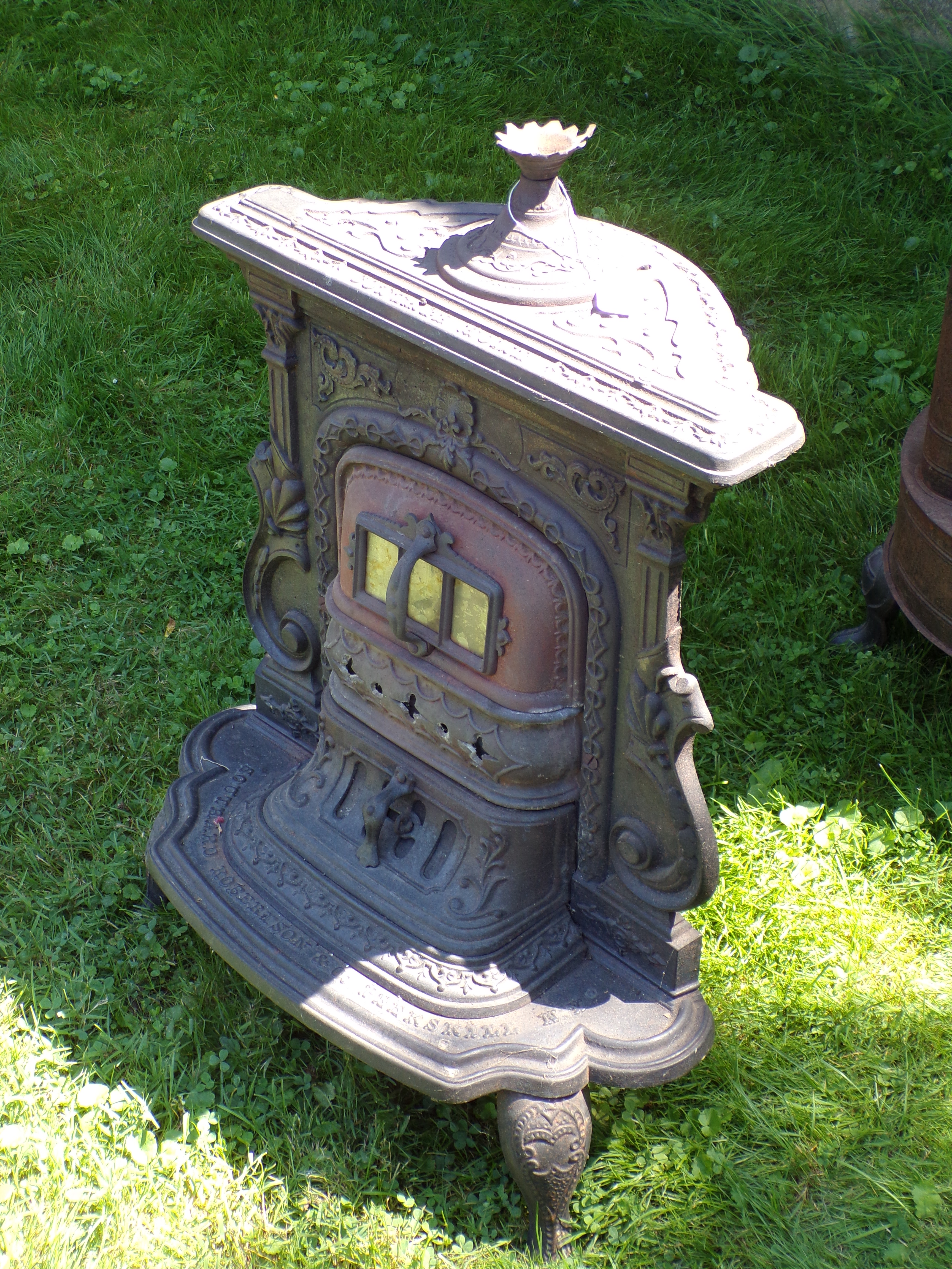 Appraisal: Cast iron 'Cottage Home' stove Southard and Robertson and Co