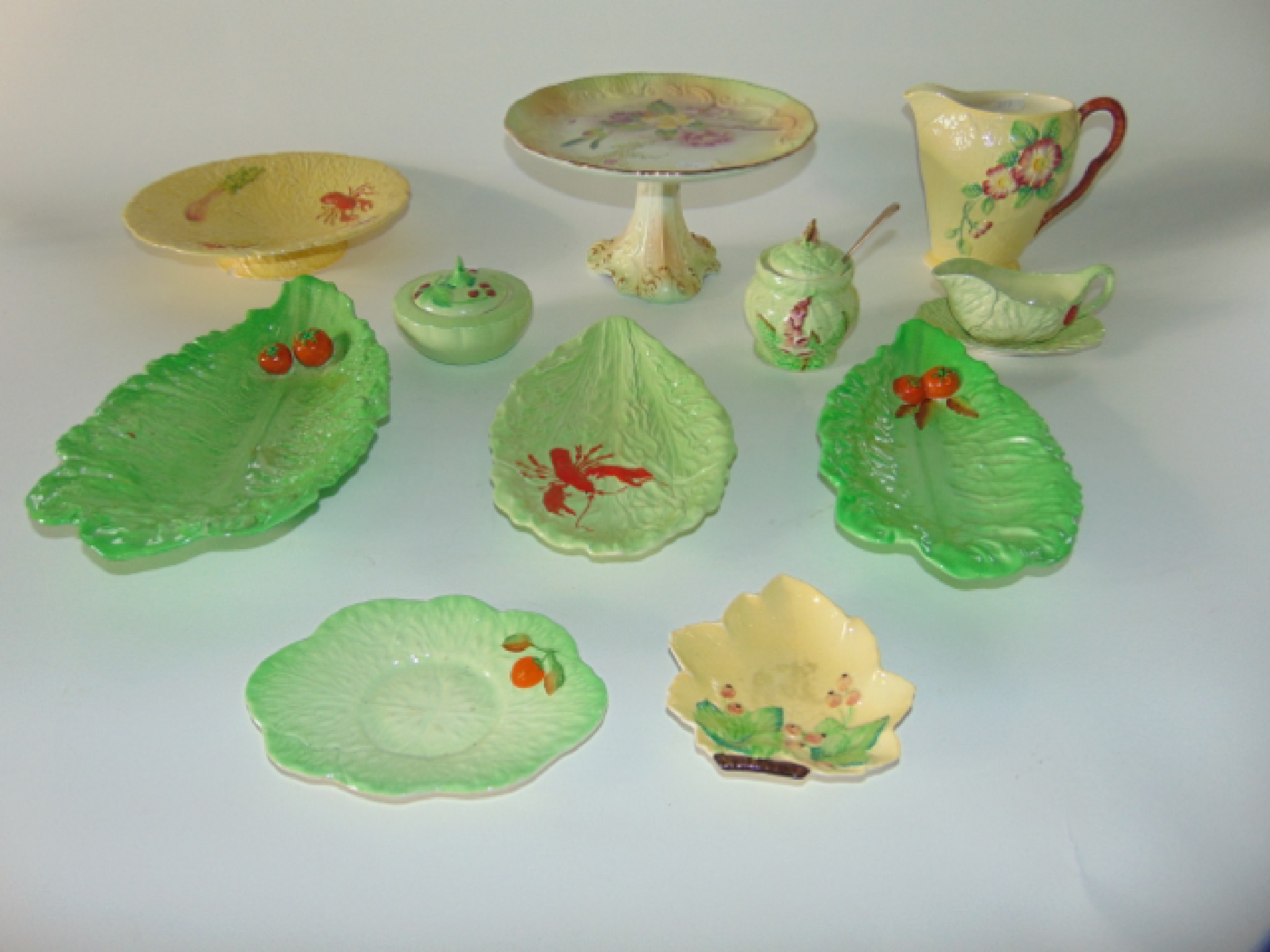 Appraisal: A quantity of relief moulded Carlton wares including a yellow