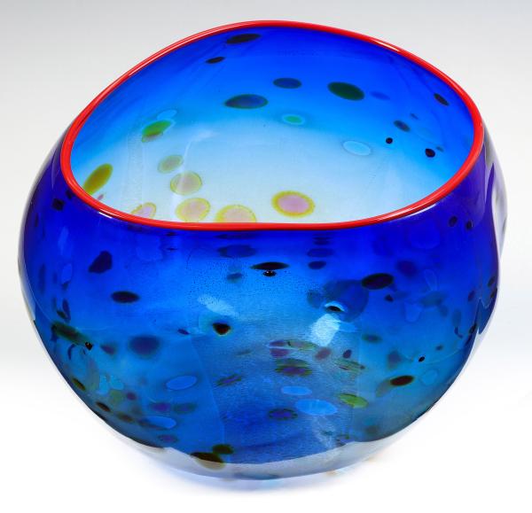 Appraisal: A DALE CHIHULY BLUE MACCHIA STUDIO GLASS BASKETDale Patrick Chihuly