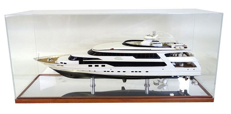 Appraisal: Princesa Valentina Yacht Model Encased in Pixel Princesa Valentina Yacht