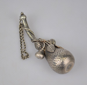 Appraisal: An Oriental miniature gourd-shaped scent flask with chained stopper and